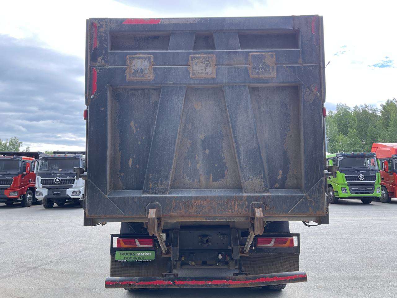 Shacman X3000 самосвал 8х4