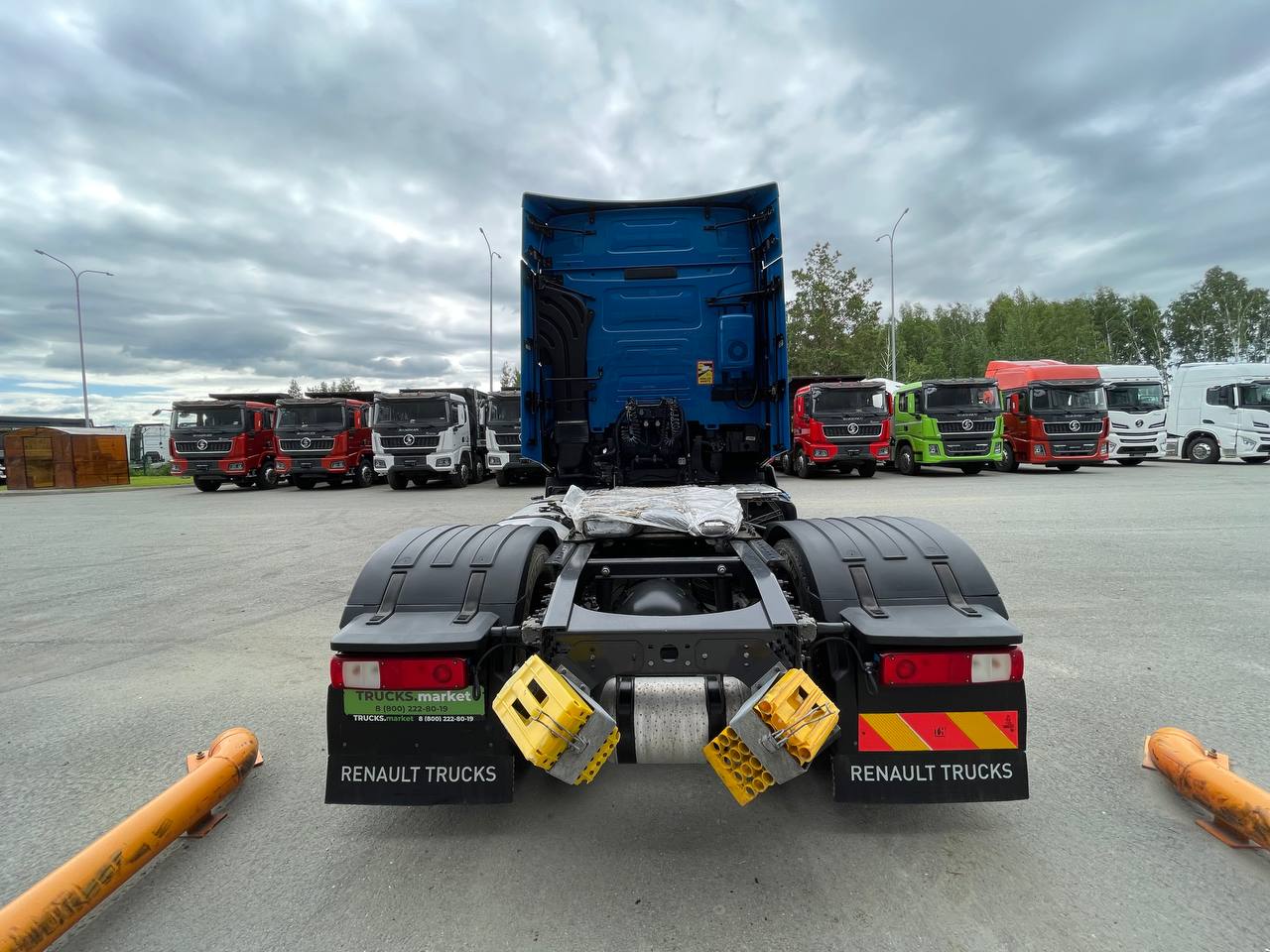 Renault T-Series тягач 4х2