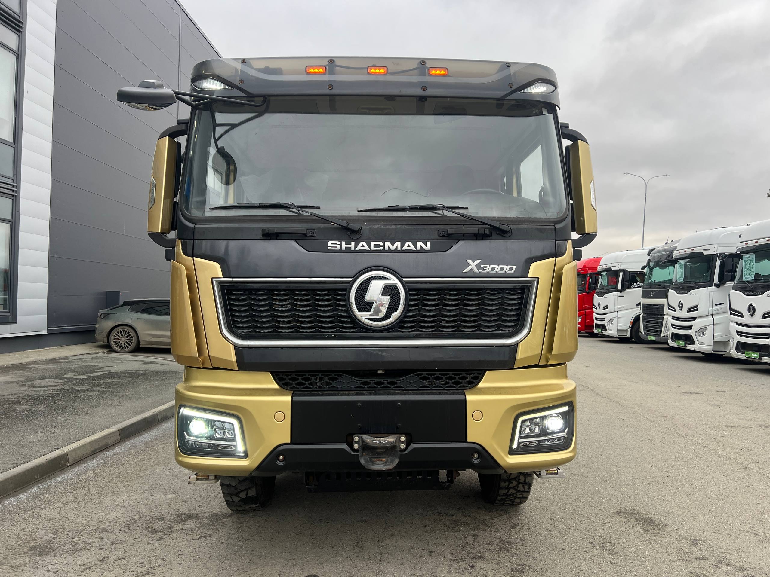 Shacman X3000 самосвал 8х4 ID: 4450