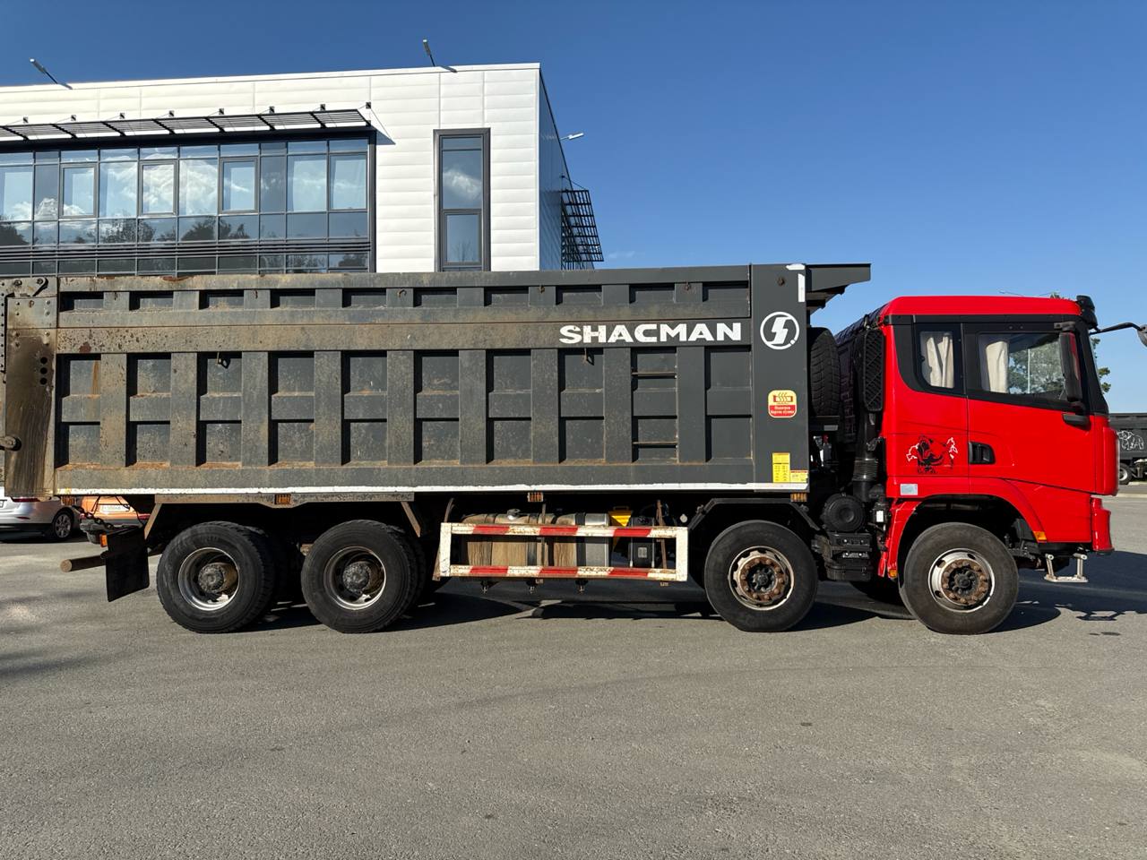 Shacman X3000 самосвал 8х4