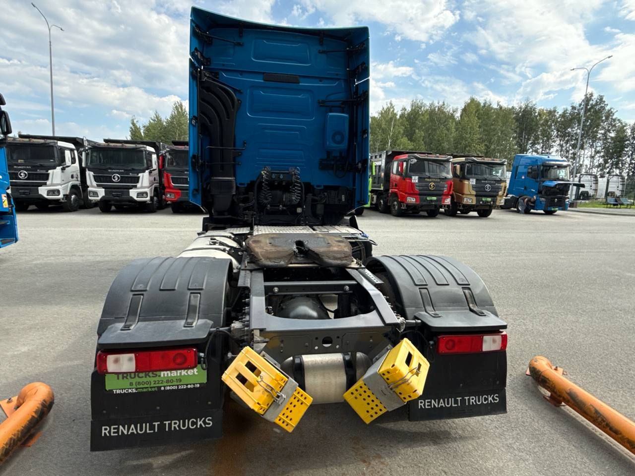 Renault T-Series тягач 4х2