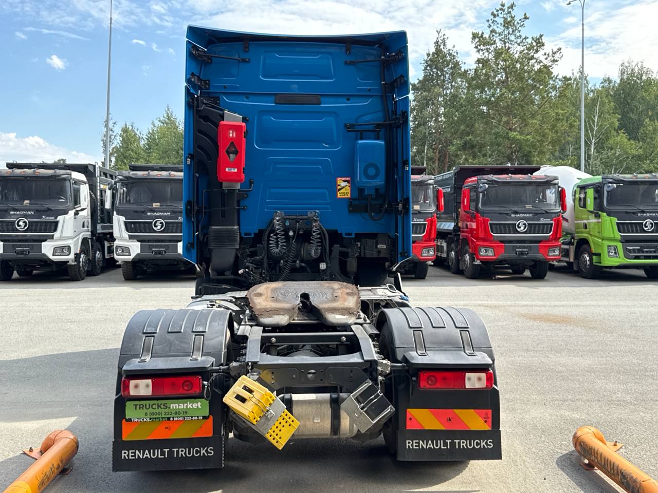 Renault T-Series тягач 4х2
